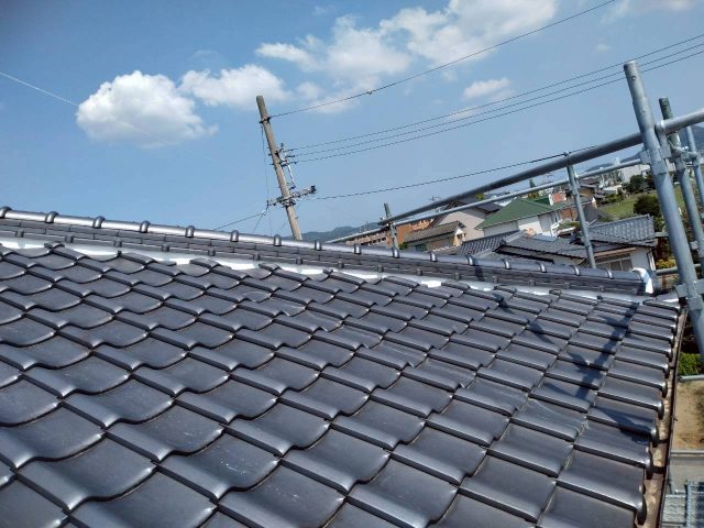 木田郡三木町｜茶色く変色し一部欠けた漆喰の詰め直し工事で防水性と安全性を回復！